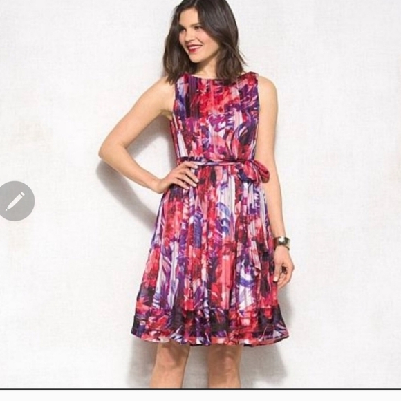 Luxe by Carmen Marc Valvo floral dress - Picture 3 of 5